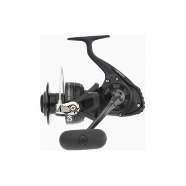 CARRETE DAIWA BLACK GOLD MAGSEALED 4000